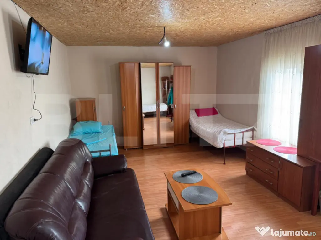 Spațiu industrial + spații de cazare/birouri de închiriat 