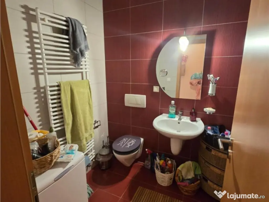 Penthouse de doua camere zona Avantgarden Bartolomeu 