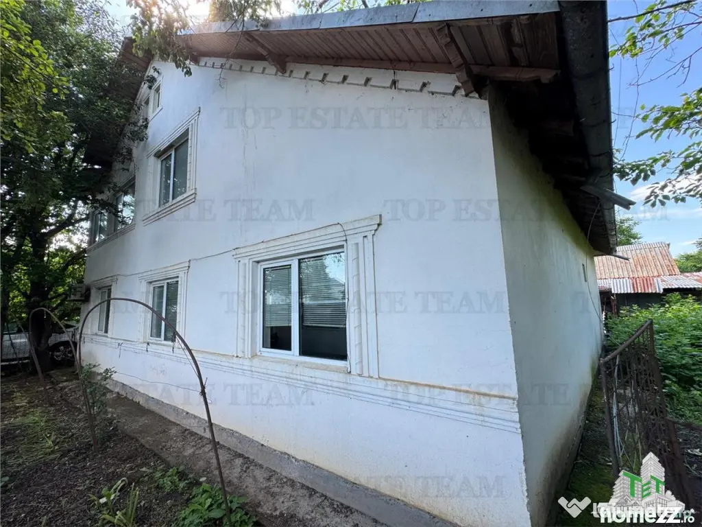 Casa de - Movilita, jud. Ialomita - 2000 mp teren, propriet