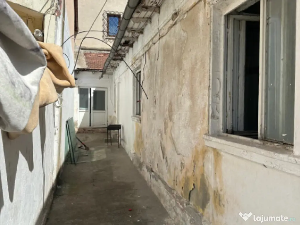 Casa renovabila in zona Tomis II