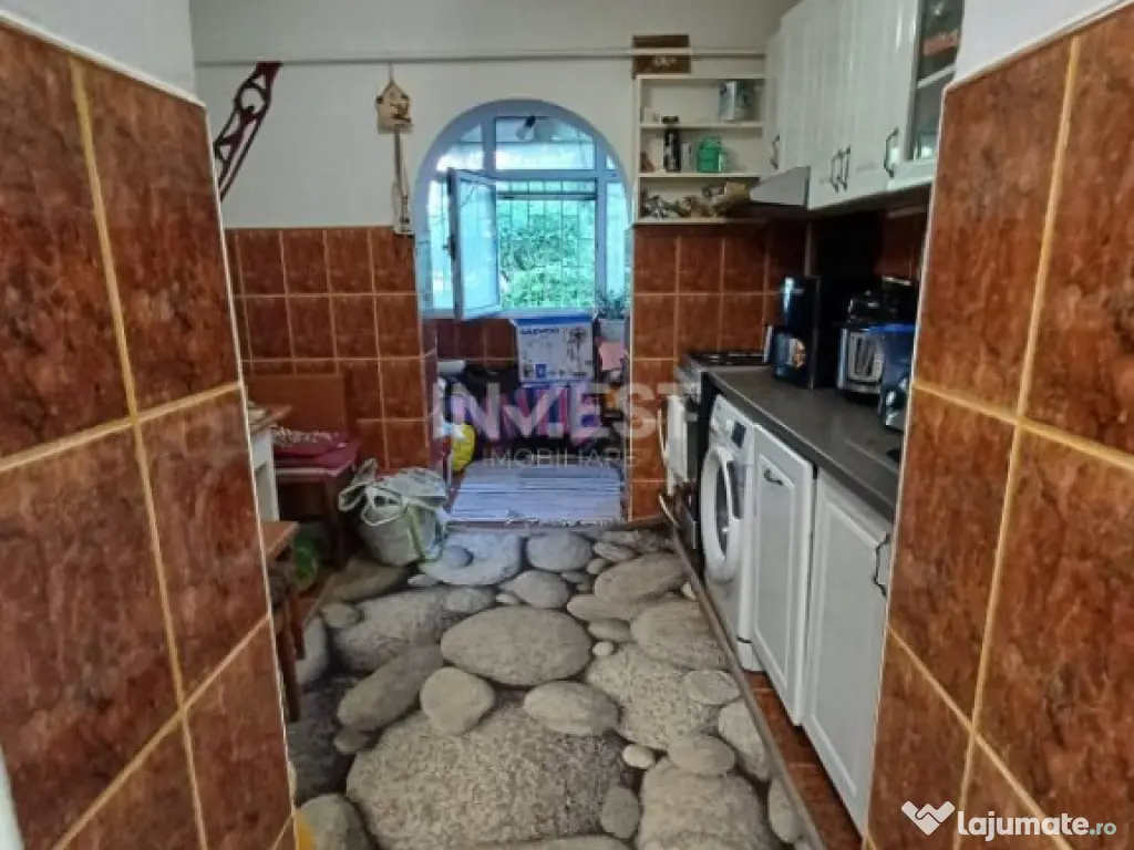 Apartament 3 camere decomandat, mobilat, centrală, beci + b 