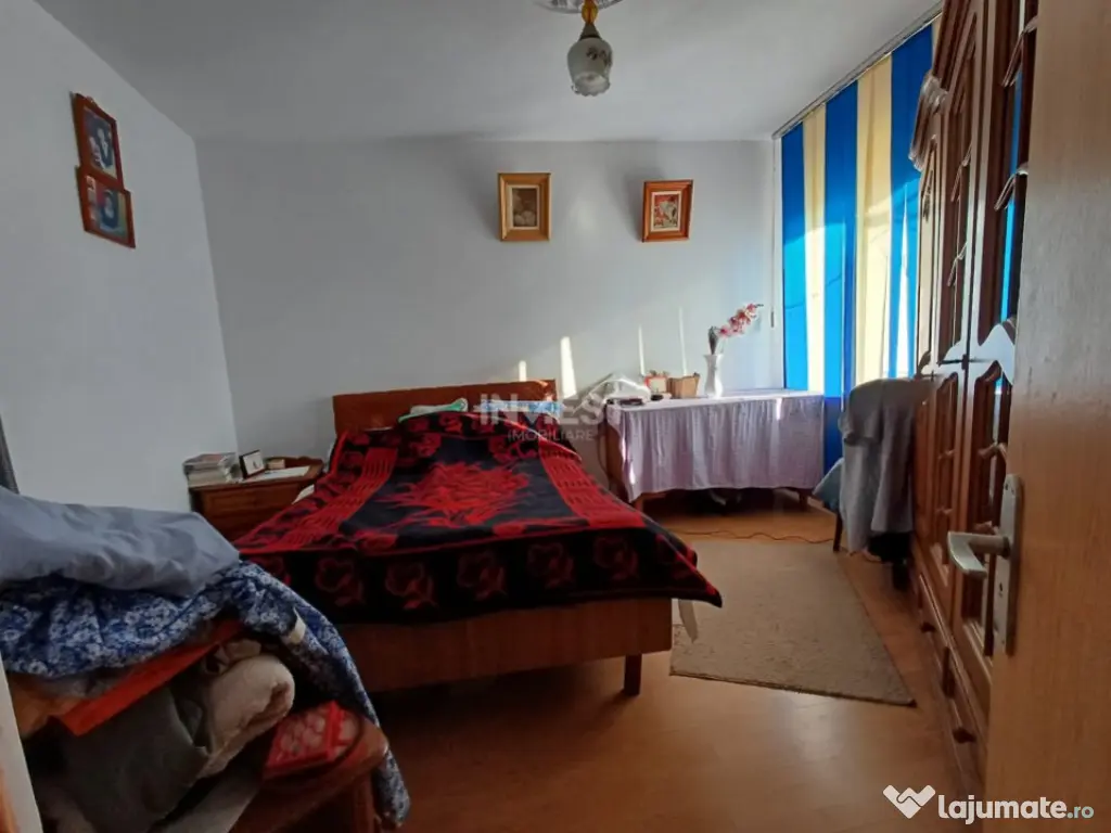 Apartament 3 camere decomandat, mobilat, centrală, beci + b 