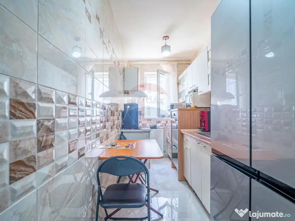 Apartament luminos, 2 camere, renovat, Parter – Breaza