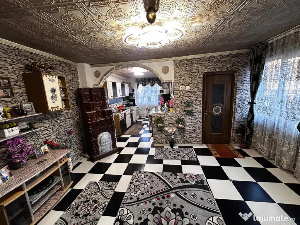 Bocsa Montana, Casa Noua Parter Etaj 