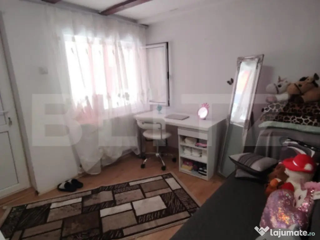 Casa pe parter, 4 camere, zona Brestei