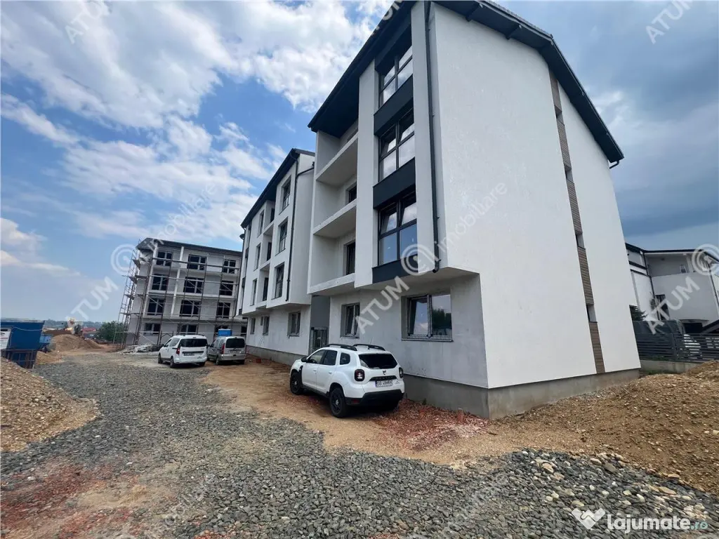 Apartament 3 camere loc parcare zona Octavian Goga Selimbar