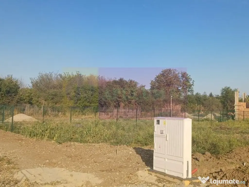 Săbăreni, lot de casă 500 mp, curent lângă teren 