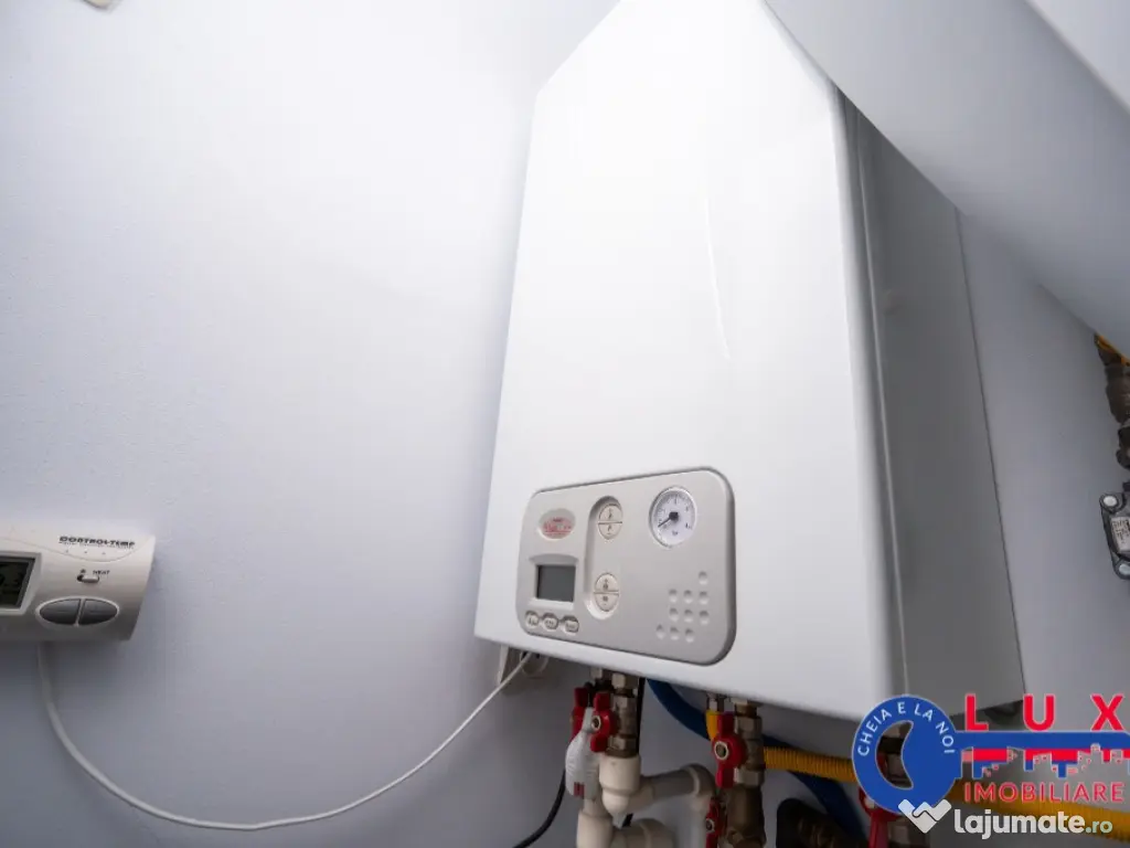 ID 3623 DE VÂNZARE Apartament 3 camere - CARTIER C5 