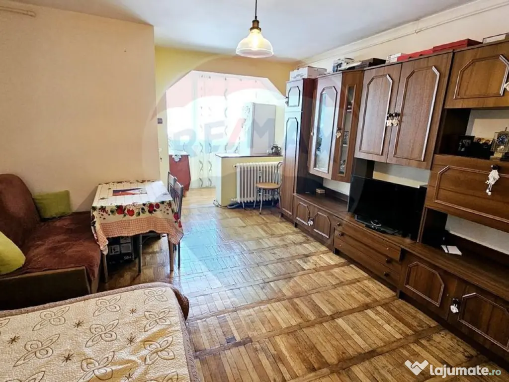 GARSONIERA de vanzare- decomandata Lic. Informatica - Bra... 