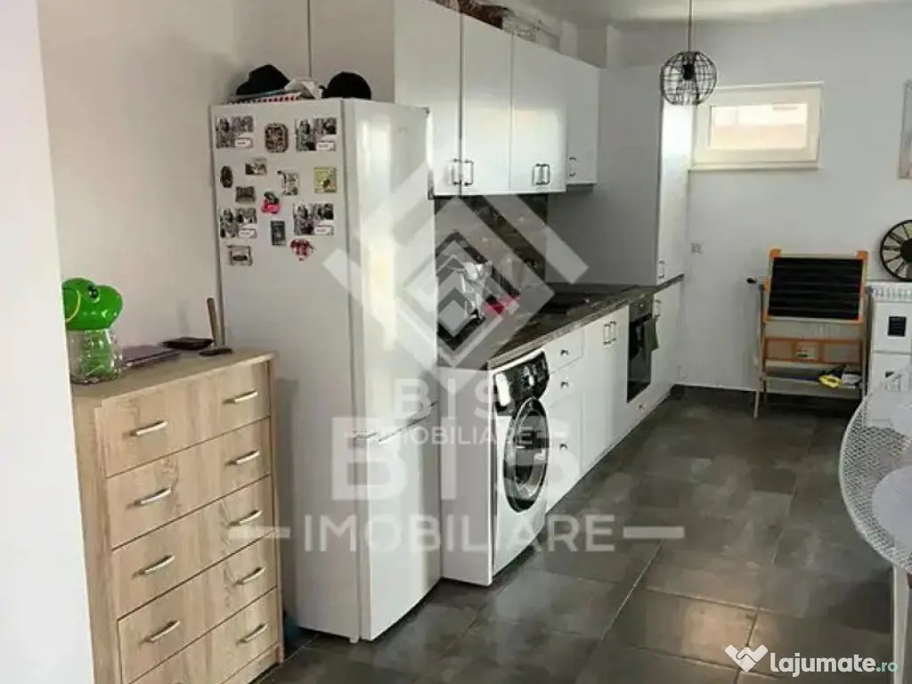 Apartament de vanzare 3 camere - zona ISU
