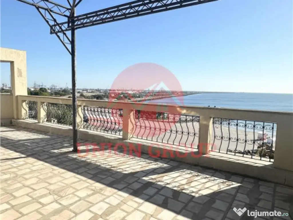 Pensiune Foarte Spatioasa cu Vedere Frontala la Mare, langa 