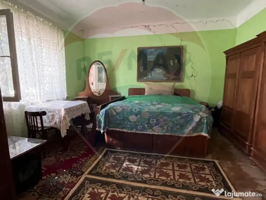 Casă de vânzare in Hideaga la drumul National 