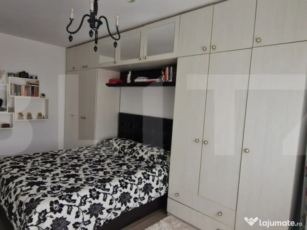 Apartament 3 camere – mobilat și utilat complet, etaj int