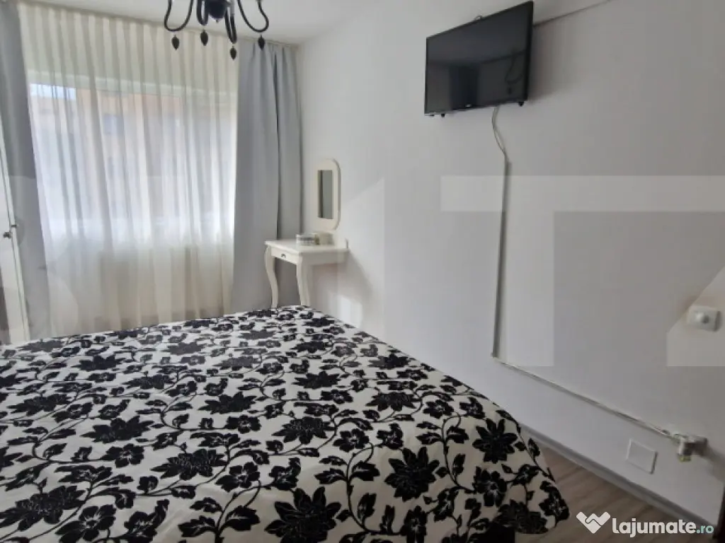 Apartament 3 camere – mobilat și utilat complet, etaj int