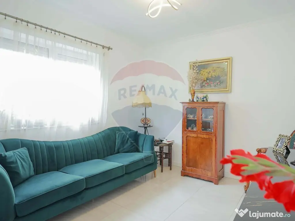 5 camere, central Nicolae Jiga, retras de la stradă, de ... 