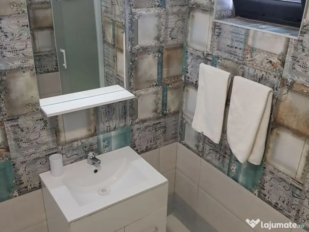 Aparthotel ,pensiune la cheie . 