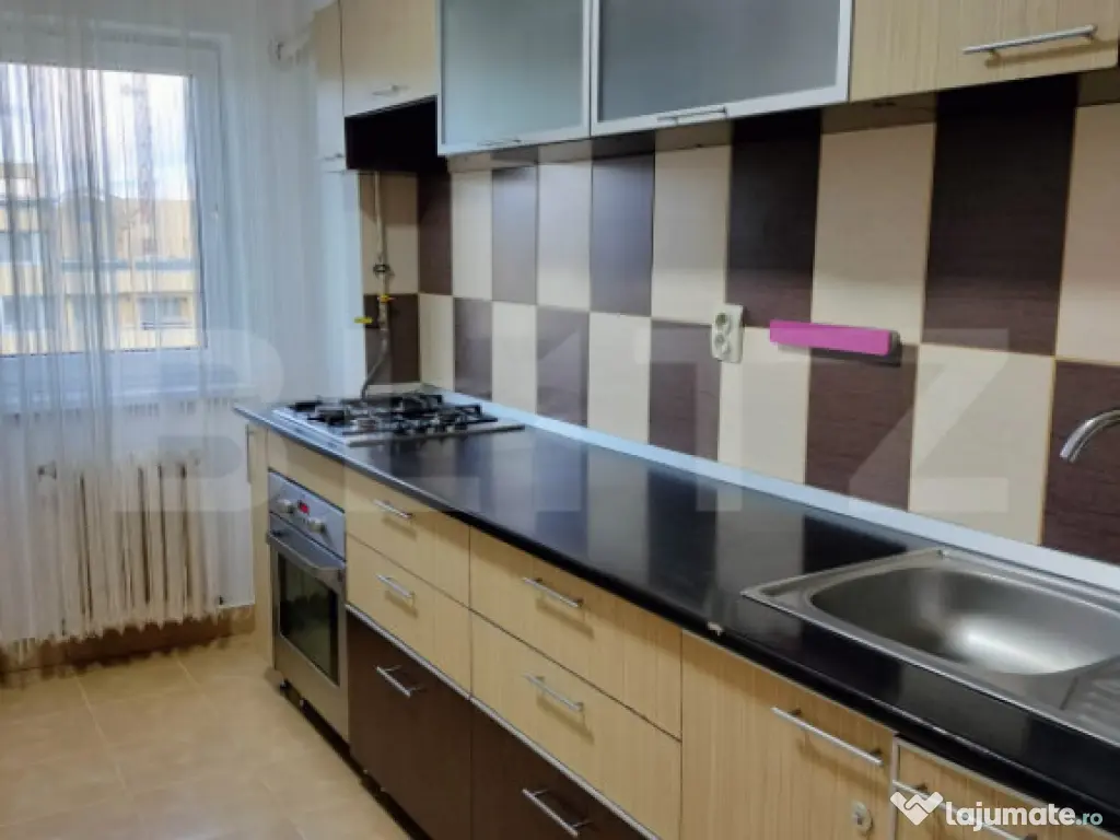 Apartament 3 camere, 73 mp, zonă Centrală