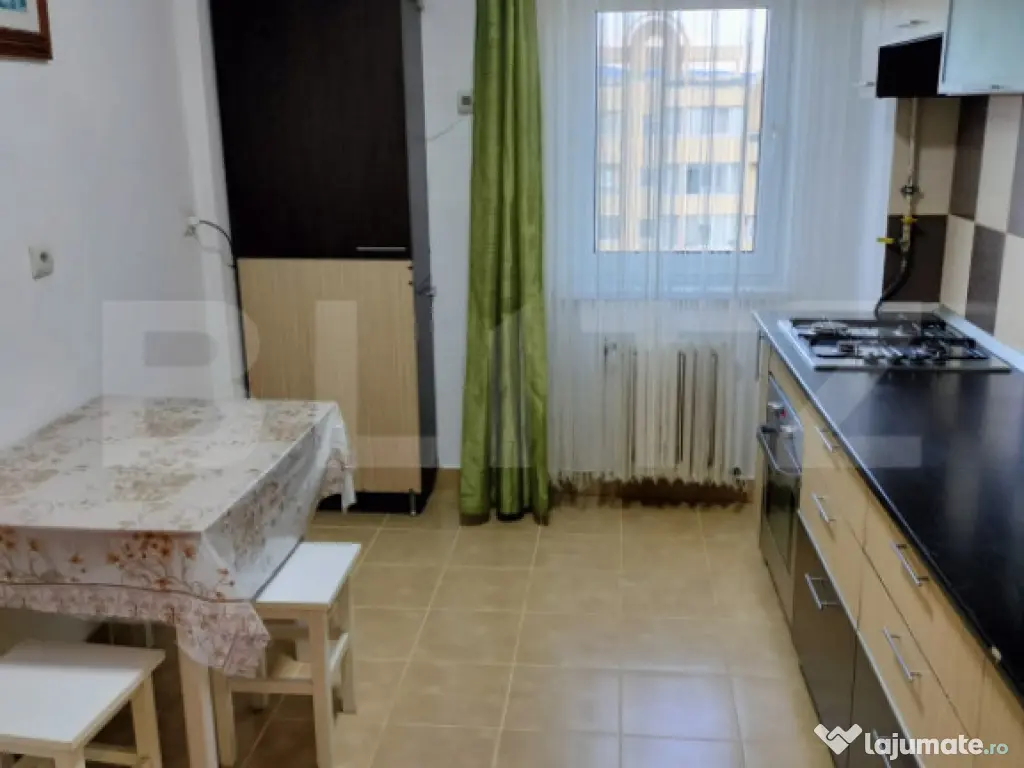 Apartament 3 camere, 73 mp, zonă Centrală
