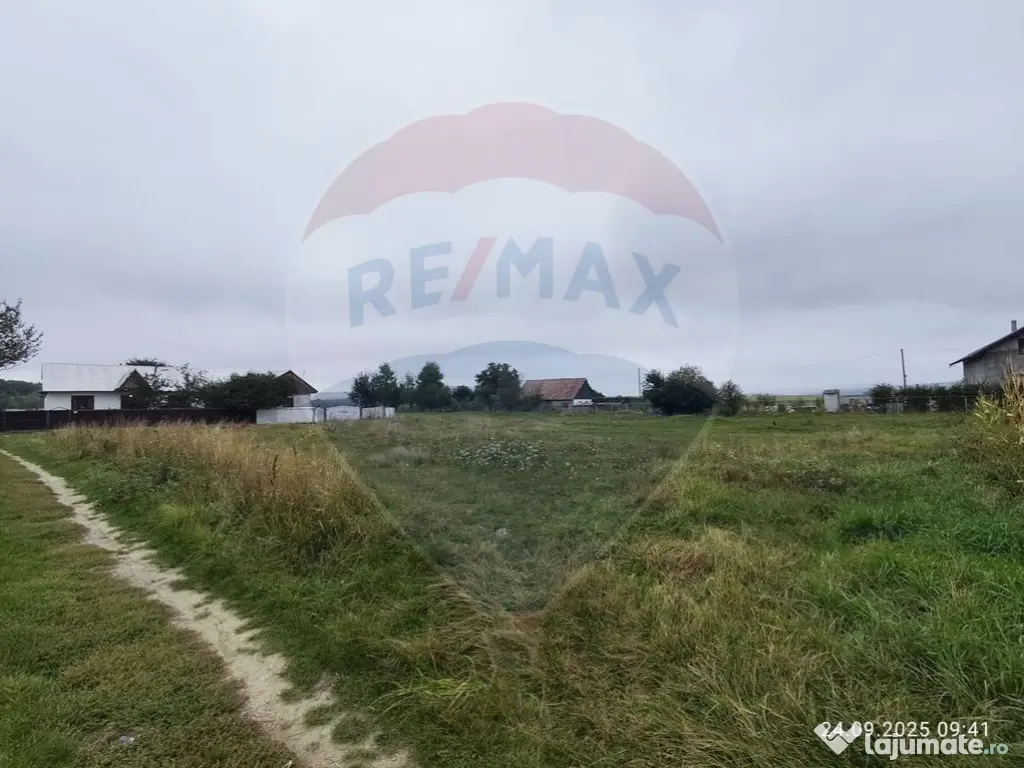 De vanzare 70 ari de teren cu casa de 82 mp 