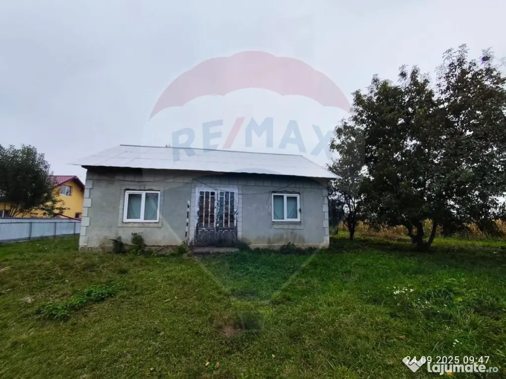 De vanzare 70 ari de teren cu casa de 82 mp 