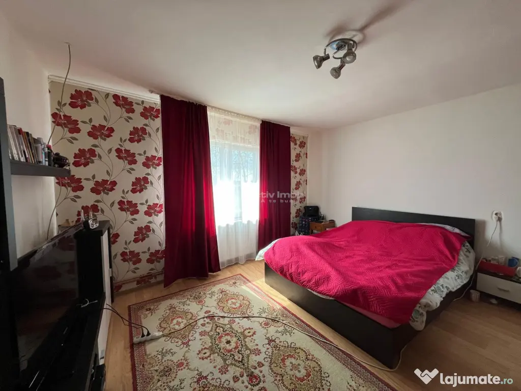 Belint, Casa, 4 Cam., 2.935 Mp. Teren