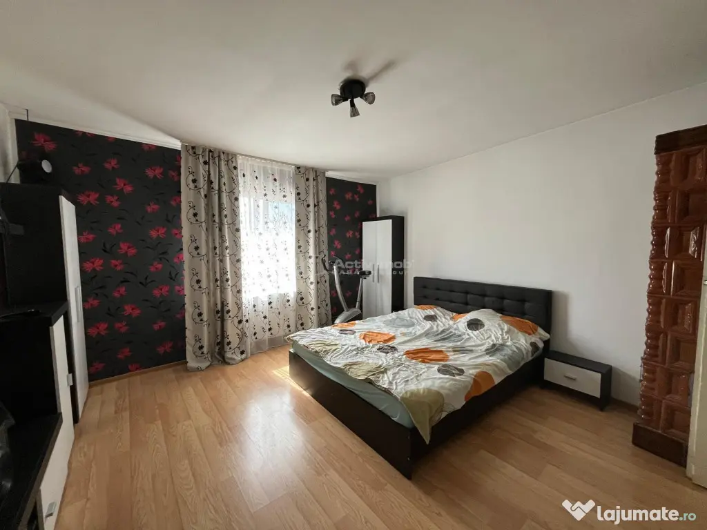 Belint, Casa, 4 Cam., 2.935 Mp. Teren