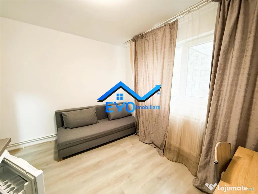 Camera de camin, baie proprie, etajul 2, zona Poitiers 