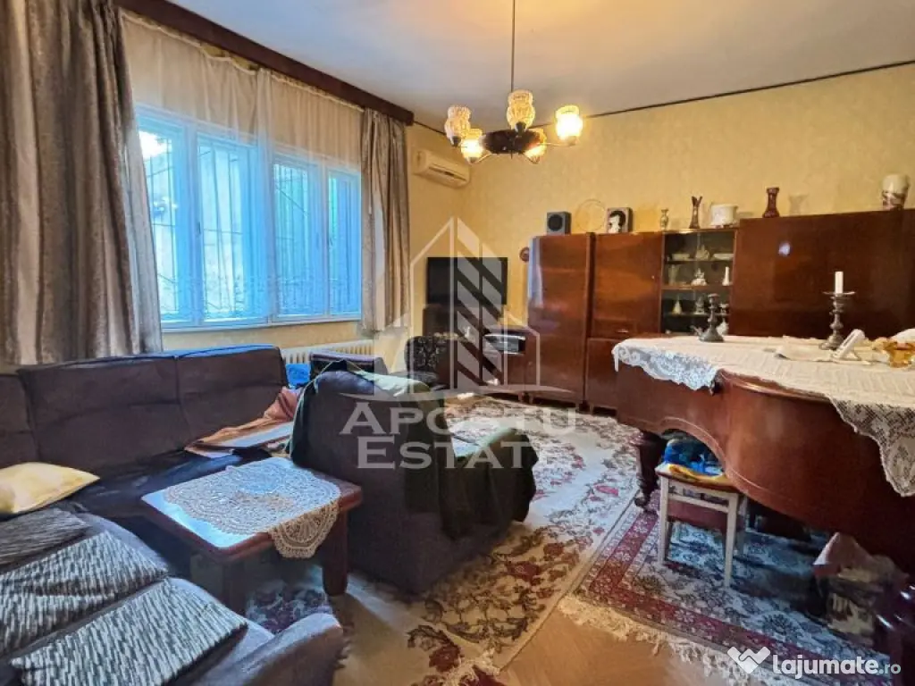 Casa individuala cu 3 camere și 2 bai, in zona Girocului 