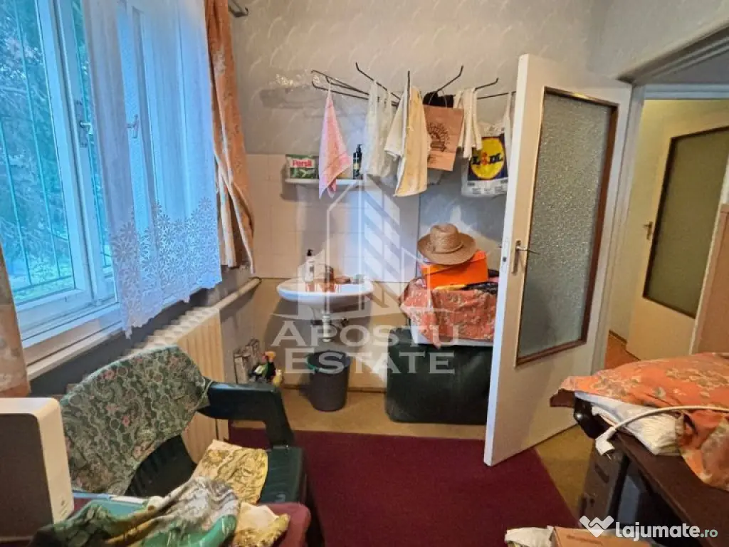 Casa individuala cu 3 camere și 2 bai, in zona Girocului 