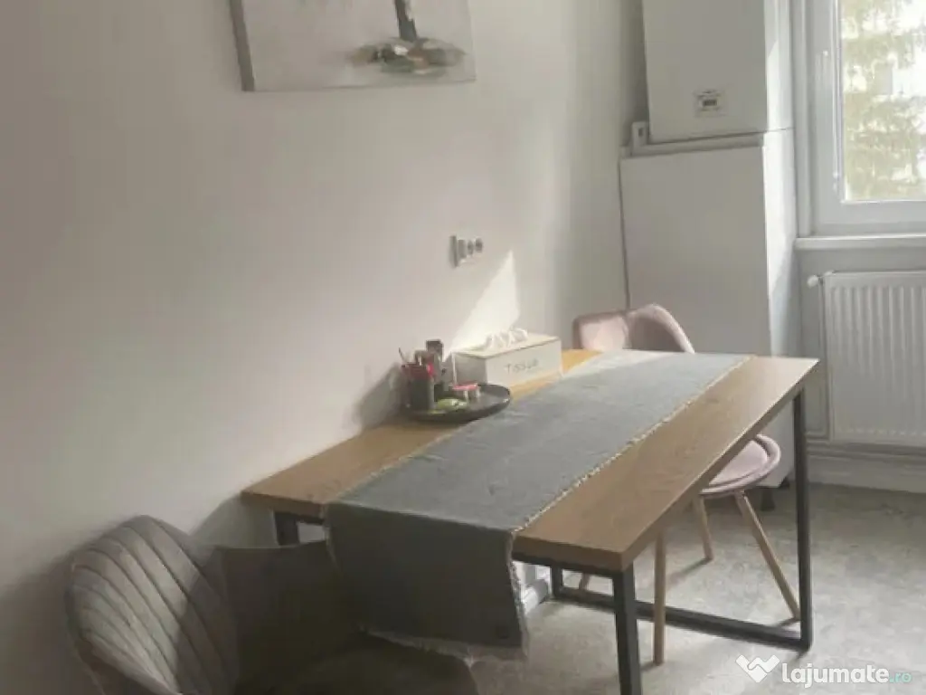 Garsonieră modernă, complet renovată și mobilată 