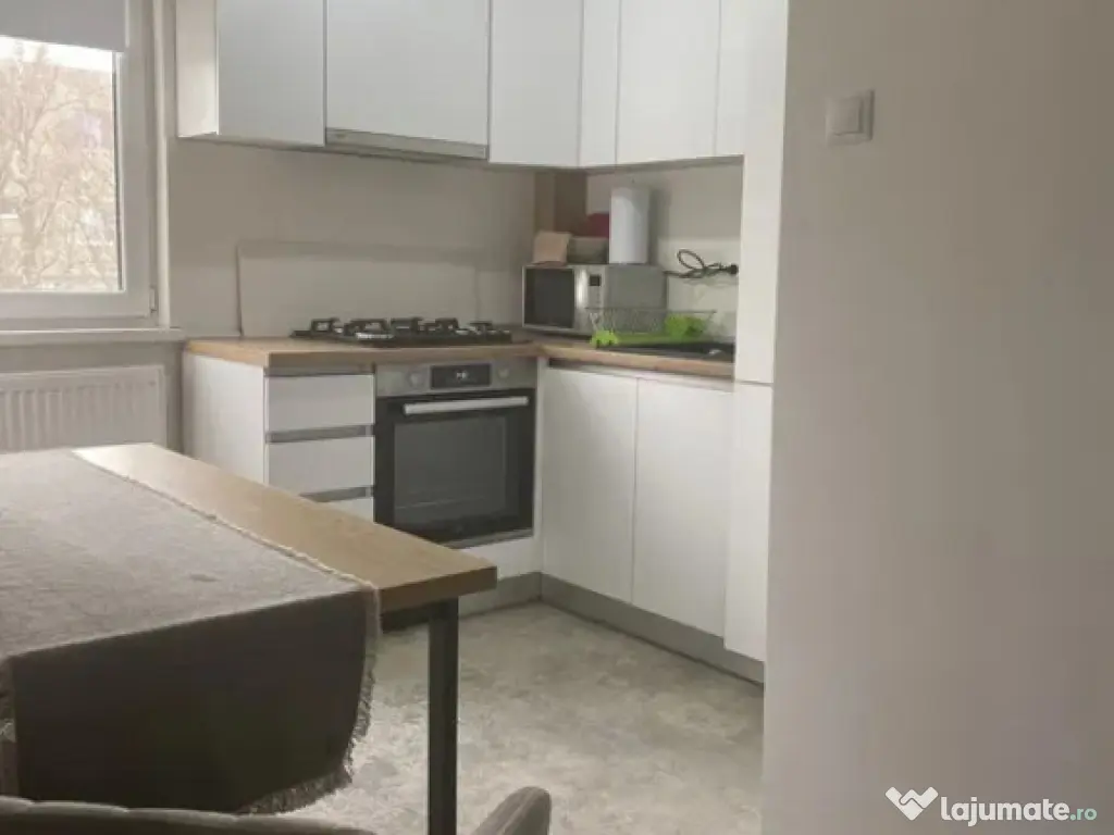 Garsonieră modernă, complet renovată și mobilată 