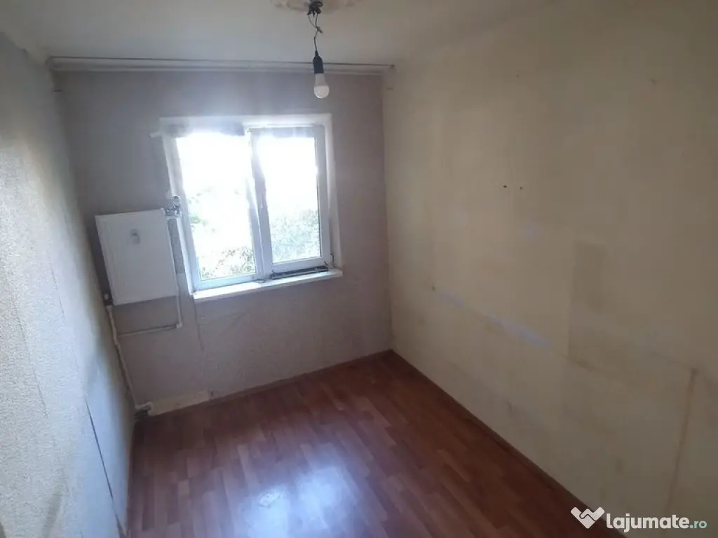 Aapartament 3 camere nedecomandat Tomis Nord 