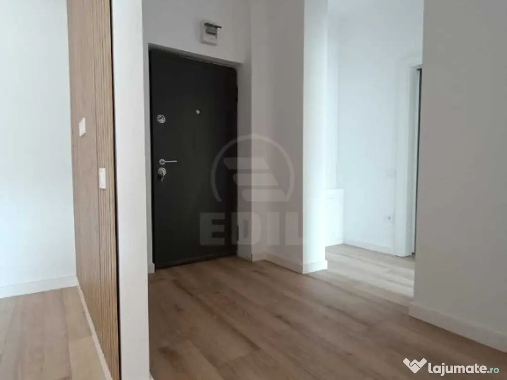 Apartament 3 camere semidecomandat zona Eroilor 