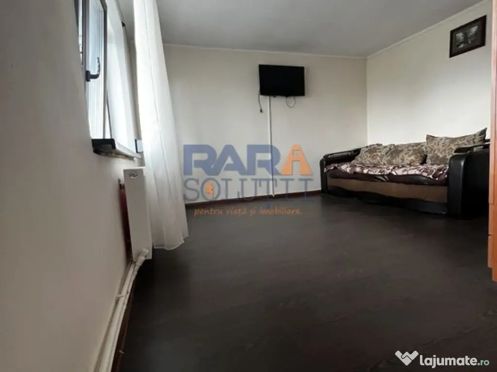 Casă Cordun, 2 dormitoare + living, 1000 mp teren 