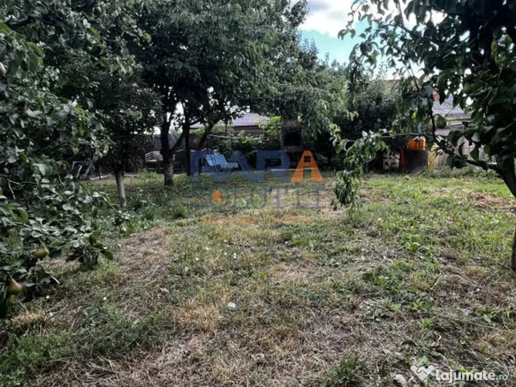 Casă Cordun, 2 dormitoare + living, 1000 mp teren 