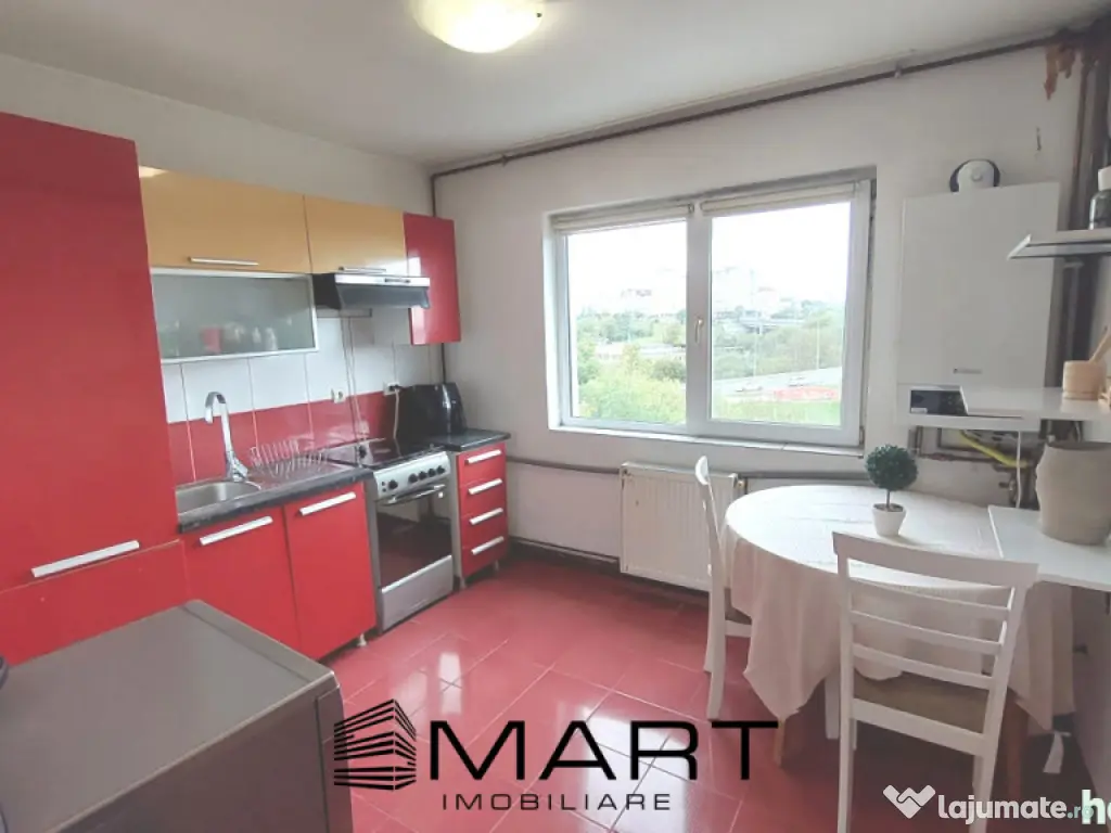 Apartament 3 camere zona Stefan cel Mare