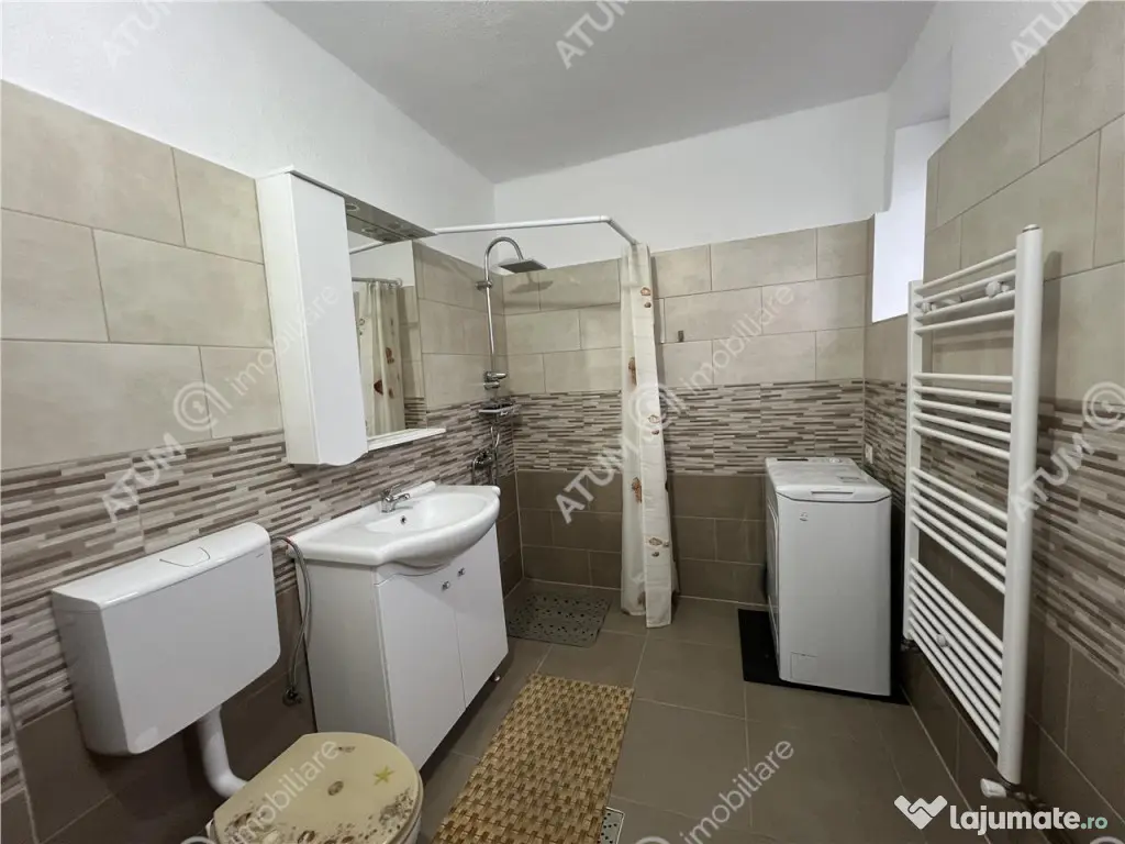 Casa 3 camere cu 2 pivnite si teren de 242 mp zona Calea Dum 