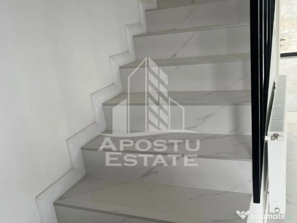 Duplex în Bucovăț ,poziție bună 