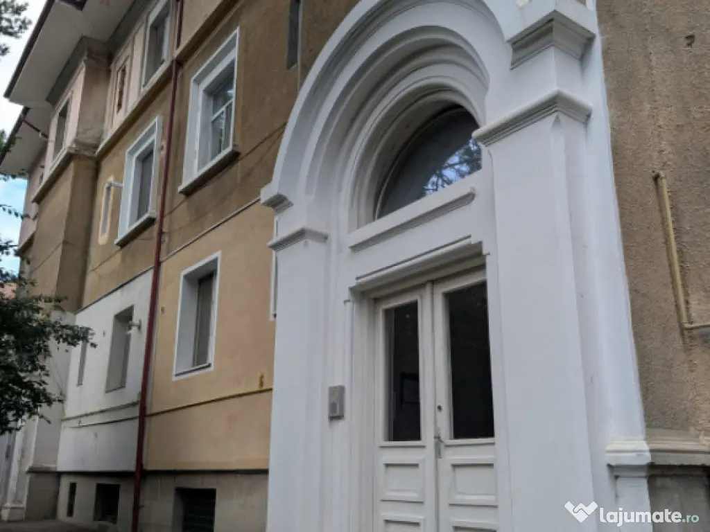 Aviatori-bloc tip vilă- 2 camere- renovat recent- boxă pe