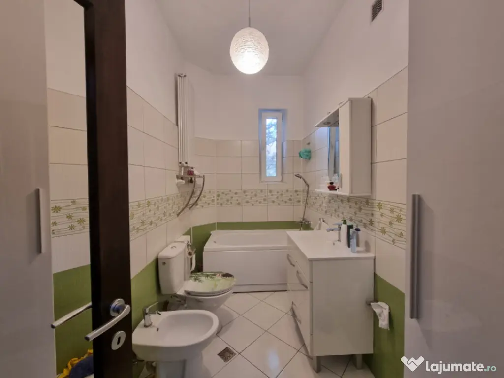 Aviatori-bloc tip vilă- 2 camere- renovat recent- boxă pe