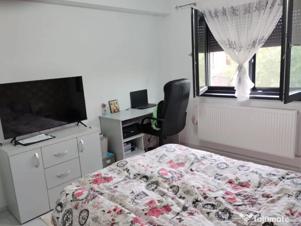 Vilă premium P+1 cu pod ,complet mobilată și utilată