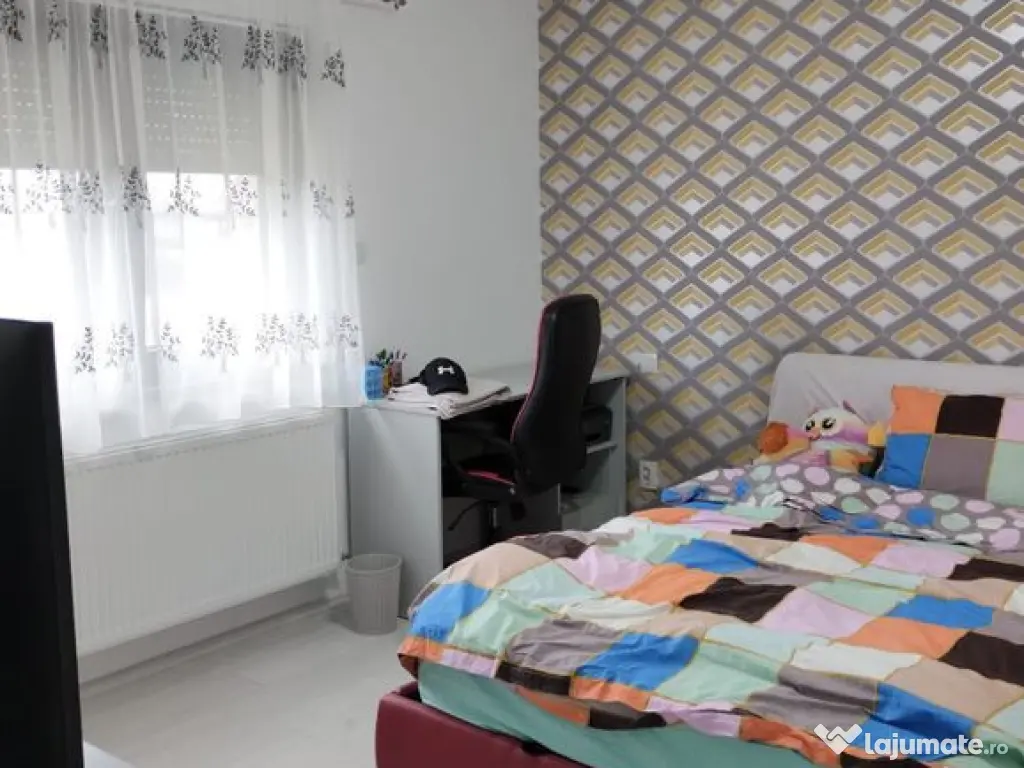 Vilă premium P+1 cu pod ,complet mobilată și utilată