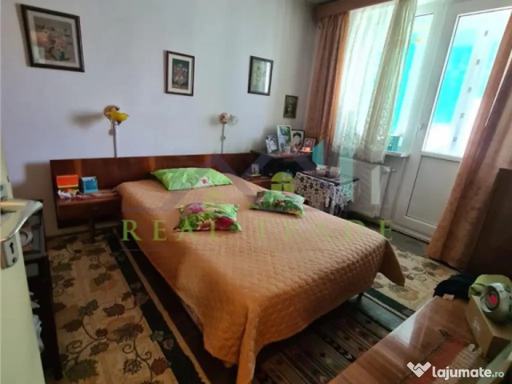 Apartament 3 camere zona Centrul- Civic