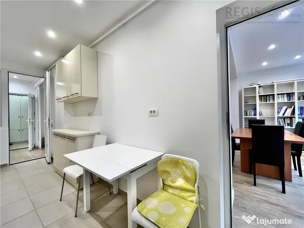 Apartament Decomandat Central cu 3 Camere potrivit unei S.C. 