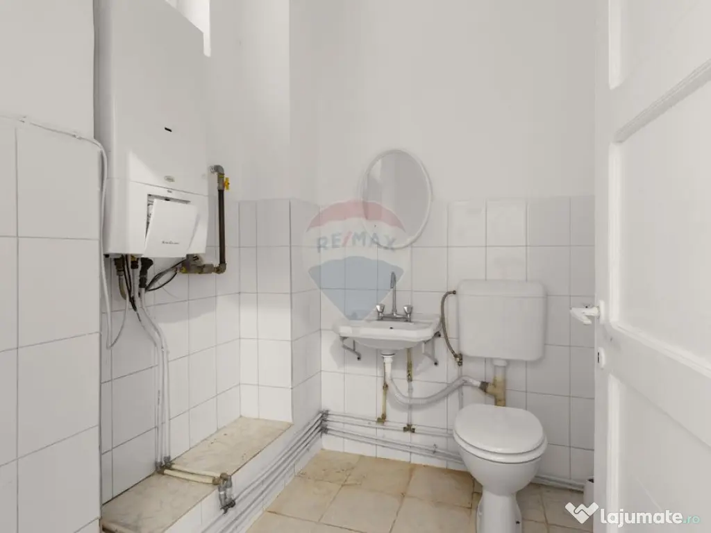 Spațiu comercial de închiriat - Piața Avram Iancu 