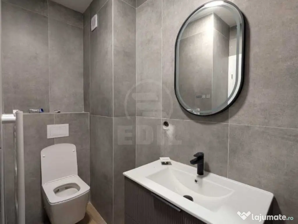 Apartament cu 3 camere,finisat,partial mobilat.zona Eroilor