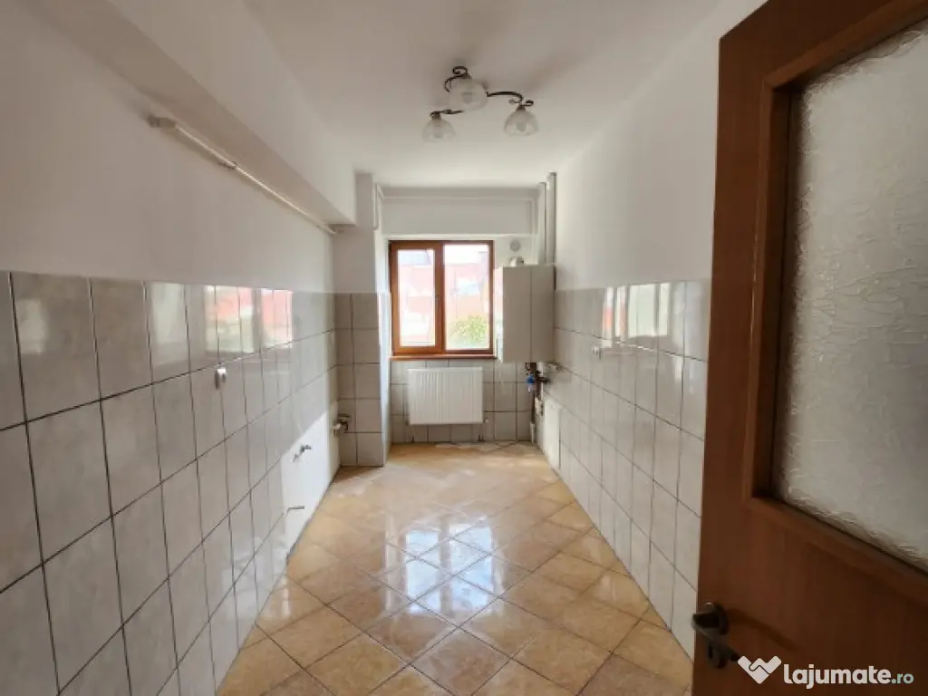 Vanzare apartament 3 camere Ploiesti - str Tudor Vladimirescu 