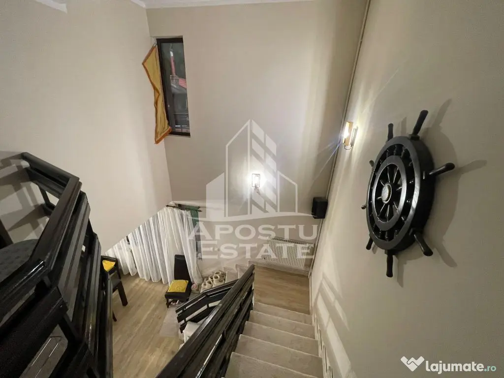 Vila tip duplex, P+1E+M, Poiana Marului 