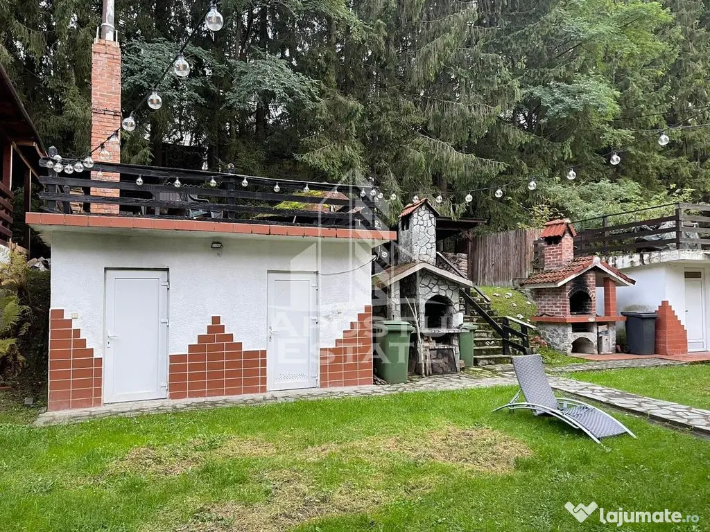 Vila tip duplex, P+1E+M, Poiana Marului 