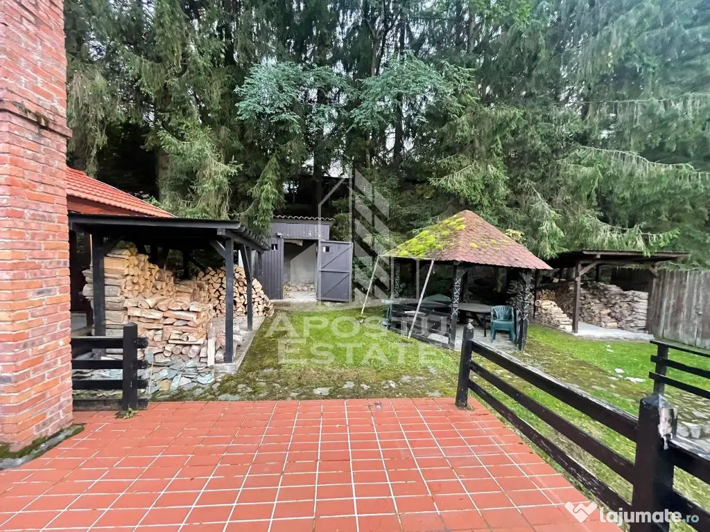 Vila tip duplex, P+1E+M, Poiana Marului 